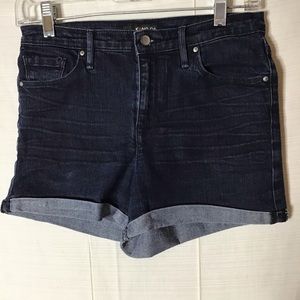 Kind of Jean shorts